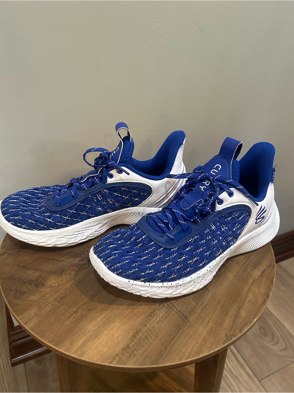 Under Armour Curry Flow 9 Basketball Shoes Men’s 9.5 Blue White Athletic Sneaker